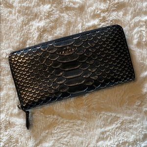 Coach Accordian Snake Skin Zipper Wallet